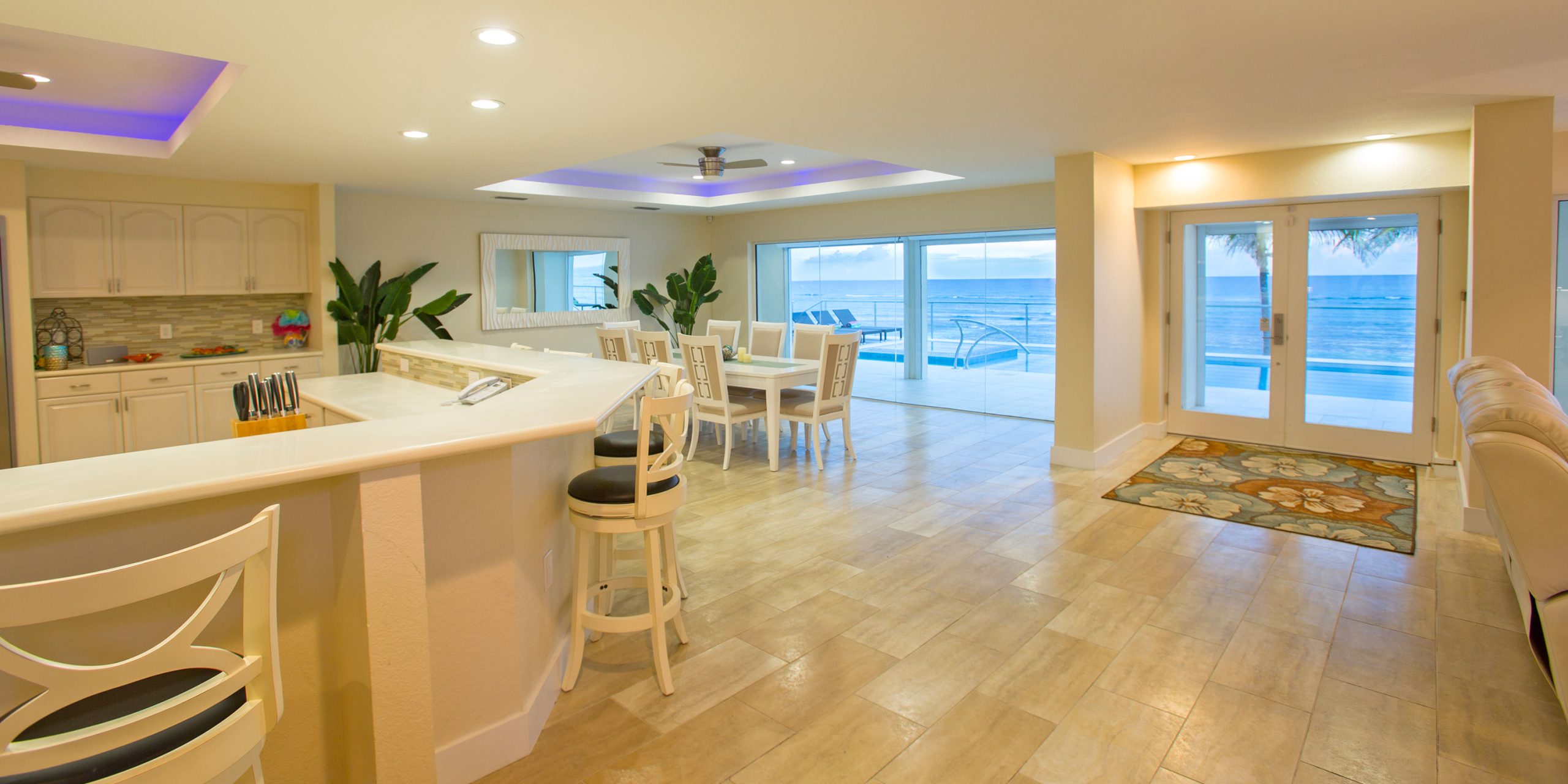 Twin Palms 10