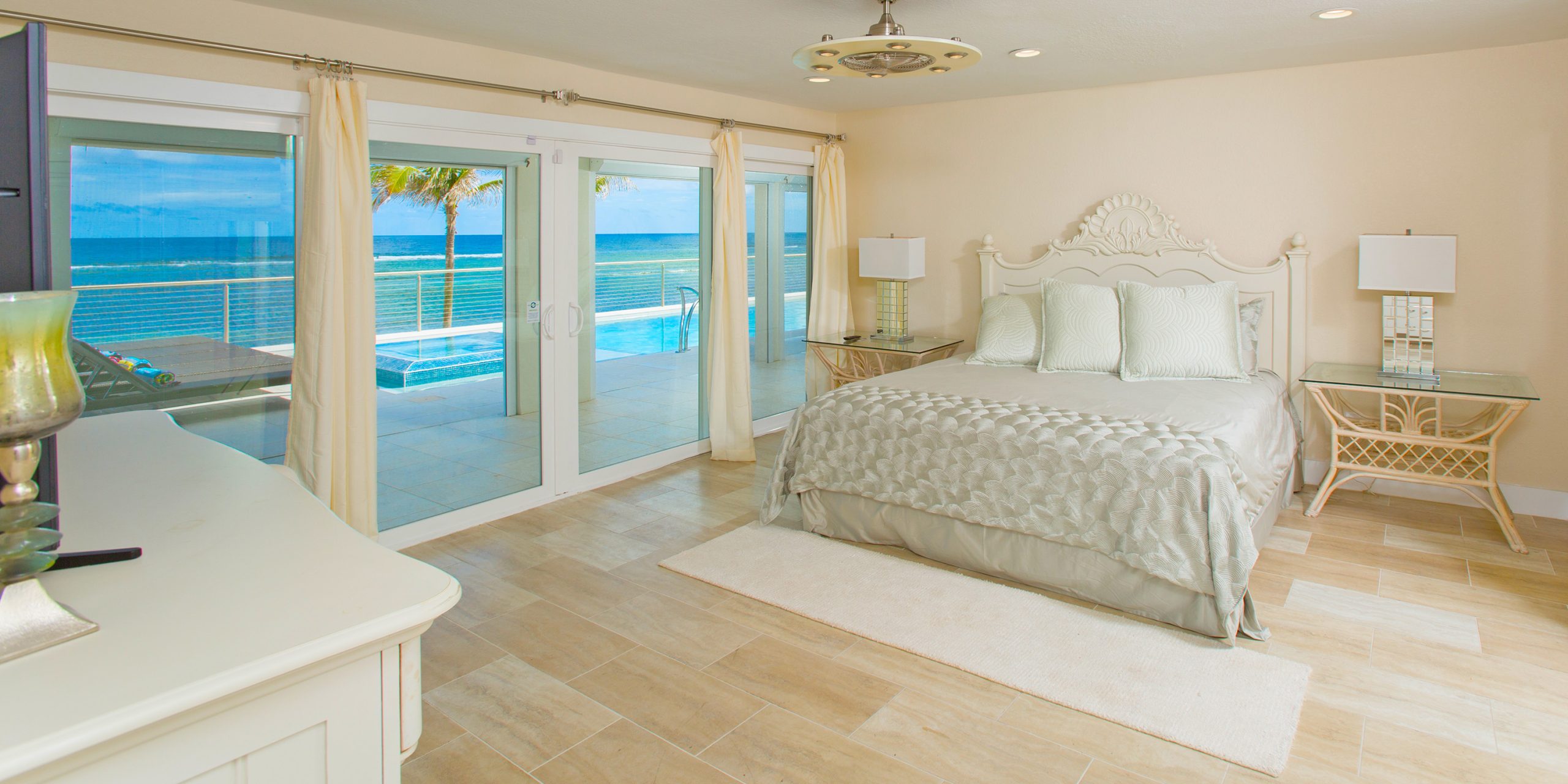 Twin Palms 2